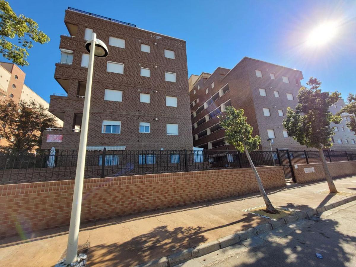 Schoene Ferienwohnung Ca. 350M Vom Strand Entfernt Oropesa del Mar Exterior foto